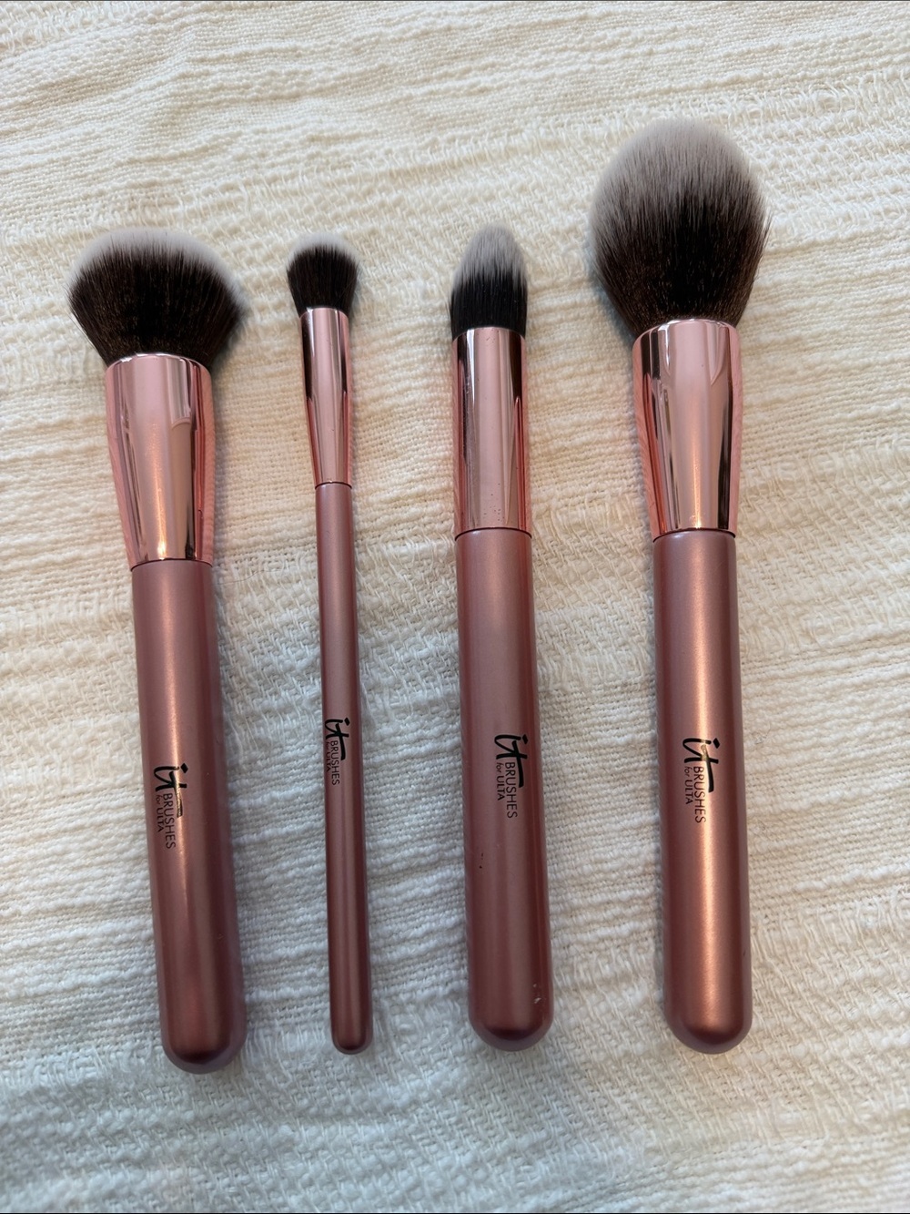 it Brushes by Ulta, Rose Gold Makeup Brush Set - 4 Piece, Like New or NWOT